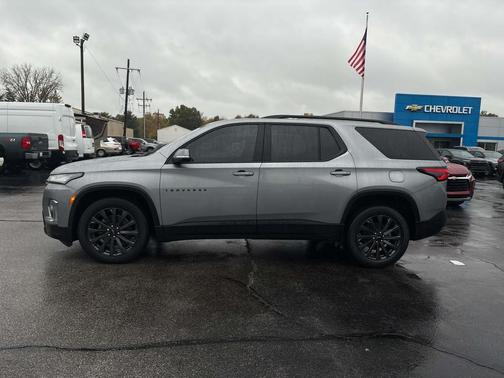 2023 Chevrolet Traverse RS