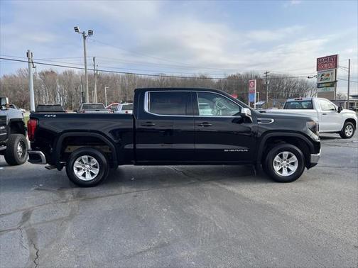 2024 GMC Sierra 1500 SLE