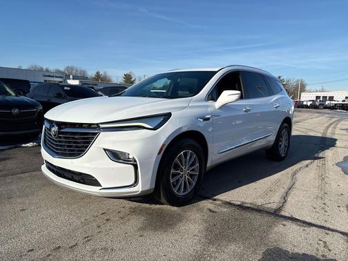 2023 Buick Enclave Essence AWD