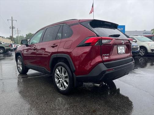 2021 Toyota RAV4 XLE Premium