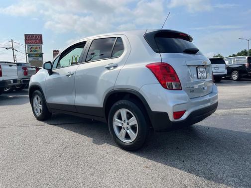 2022 Chevrolet Trax LS
