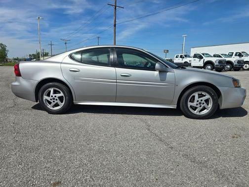 Cool Liquid Silver Metallic 2008 Pontiac Grand Prix Base