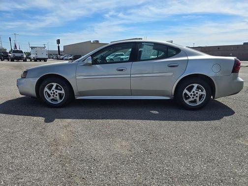 Cool Liquid Silver Metallic 2008 Pontiac Grand Prix Base