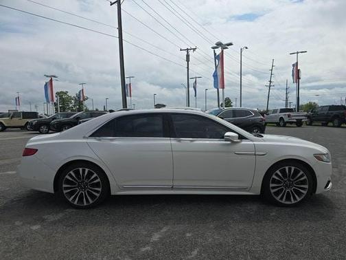 2019 Lincoln Continental Reserve