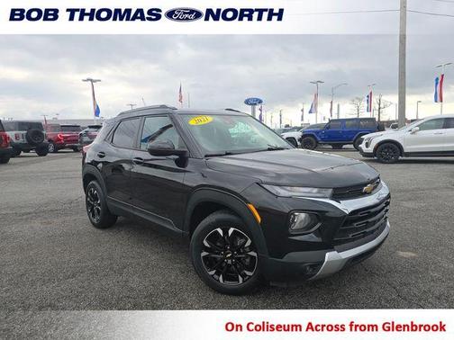 Mosaic Black Metallic 2021 Chevrolet Trailblazer LT