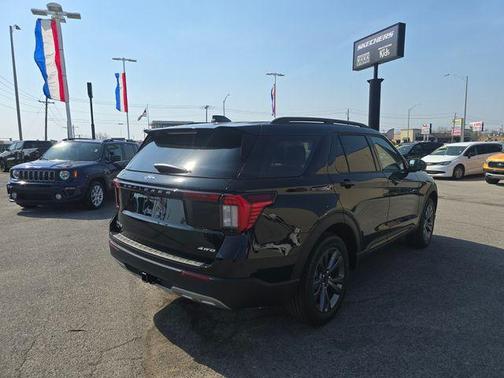 Agate Black Metallic 2026 Ford Explorer Active