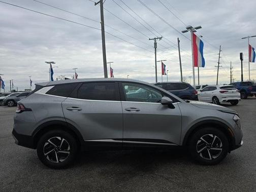2023 Kia Sportage Hybrid LX