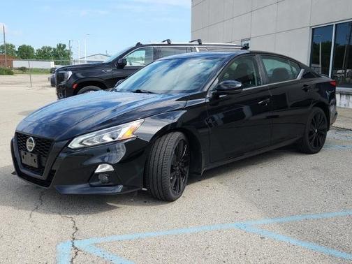 2022 Nissan Altima 2.5 SR