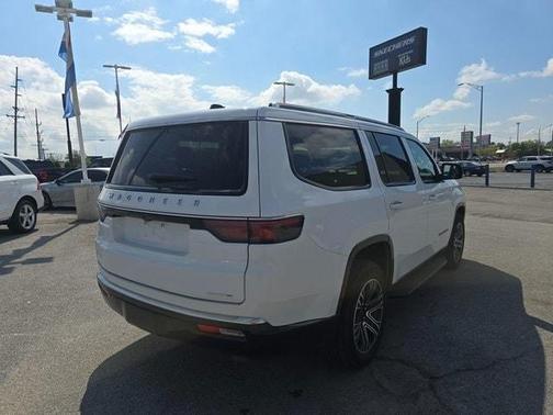 2024 Jeep Wagoneer Series II