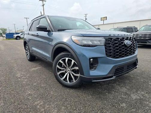 Vapor Blue Metallic 2026 Ford Explorer ST-Line