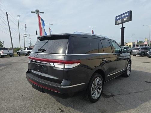 2023 Lincoln Navigator Reserve