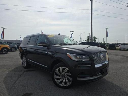 2023 Lincoln Navigator Reserve