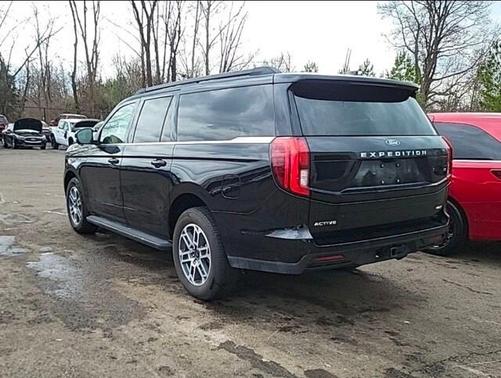 2025 Ford Expedition Max Active