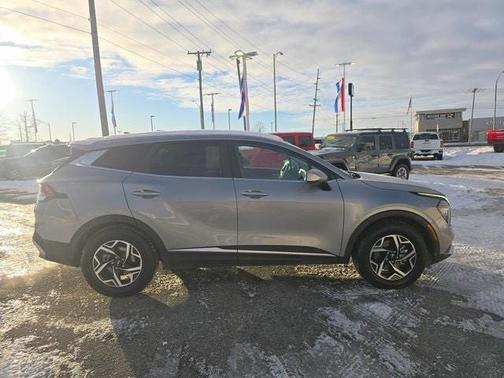 2024 Kia Sportage LX