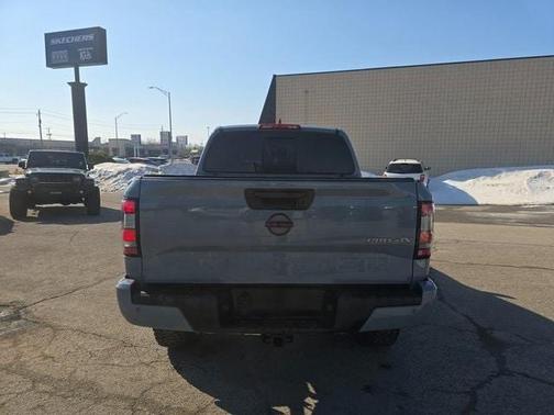 2022 Nissan Frontier PRO-4X