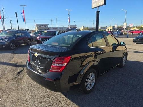 2017 Chevrolet Sonic LT