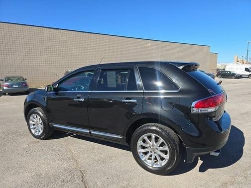 2015 Lincoln MKX Base