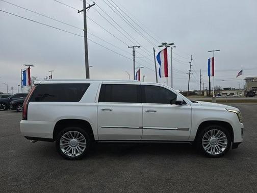 2016 Cadillac Escalade ESV Platinum