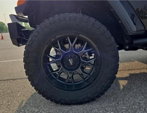2022 Jeep Gladiator Sport