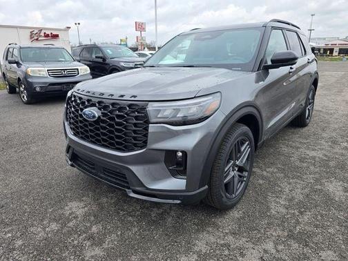 Carbonized Gray Metallic 2026 Ford Explorer ST-Line