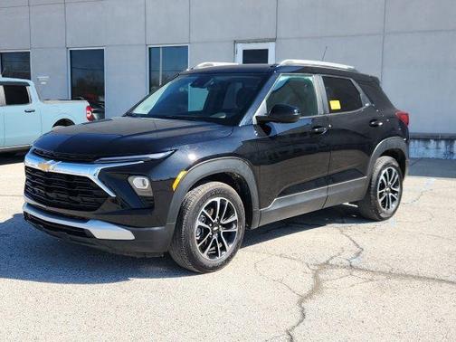 Black Metallic 2025 Chevrolet Trailblazer LT