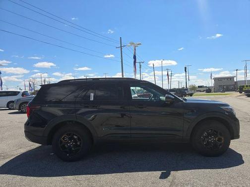 Agate Black Metallic 2026 Ford Explorer Tremor