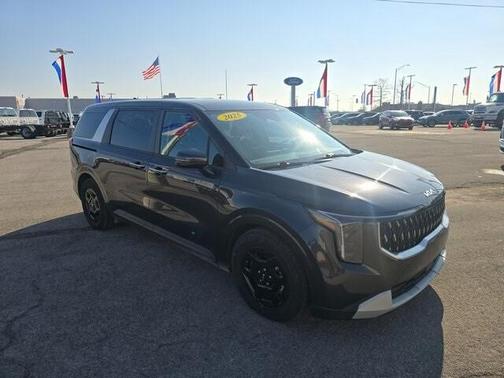 2025 Kia Carnival LXS