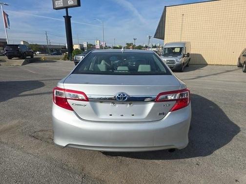 2012 Toyota Camry Hybrid XLE