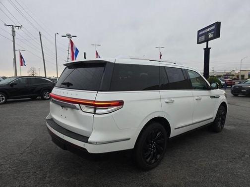 2023 Lincoln Navigator Reserve