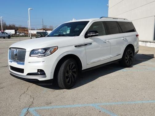 2023 Lincoln Navigator Reserve