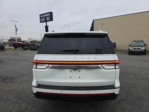 2023 Lincoln Navigator Reserve