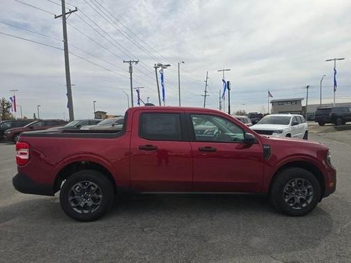 2025 Ford Maverick XLT