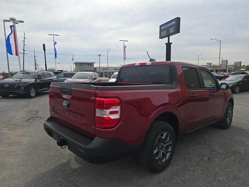 2025 Ford Maverick XLT