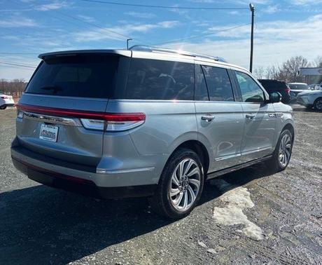 2023 Lincoln Navigator Reserve