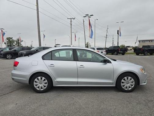 2015 Volkswagen Jetta 2.0L S
