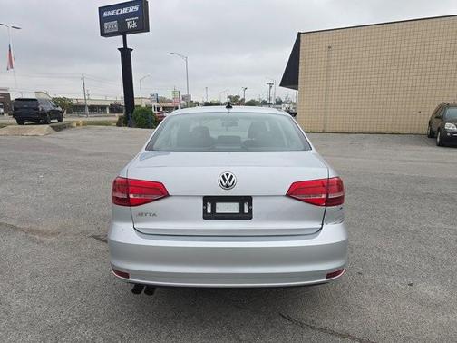 2015 Volkswagen Jetta 2.0L S