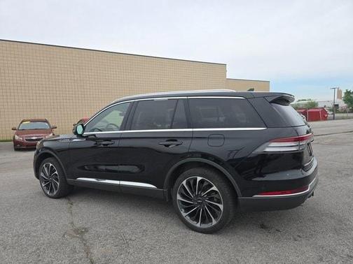 2023 Lincoln Aviator Reserve AWD