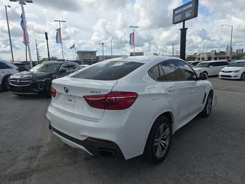 2018 BMW X6 xDrive50i