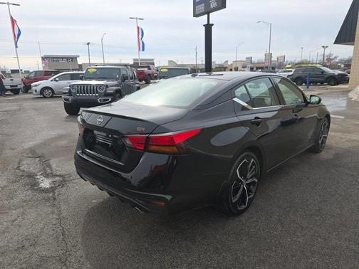 2024 Nissan Altima 2.5 SR