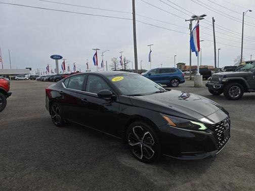 2024 Nissan Altima 2.5 SR