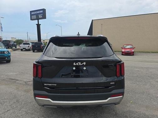 2024 Kia Sorento S