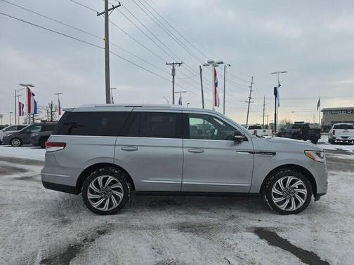 2023 Lincoln Navigator Reserve