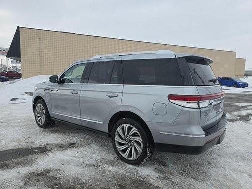 2023 Lincoln Navigator Reserve