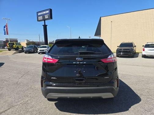 Black Metallic 2023 Ford Edge SEL