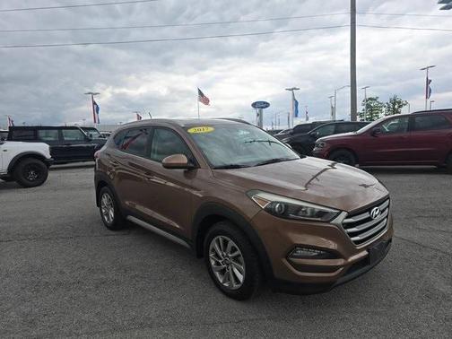 2017 Hyundai TUCSON SE