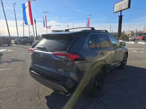 2019 Toyota RAV4 Hybrid XSE