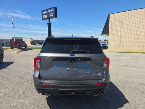 Gray Metallic 2023 Ford Explorer ST