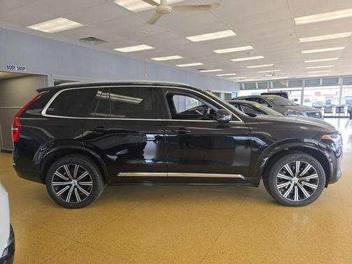 2023 Volvo XC90 B6 Plus 7-Seater
