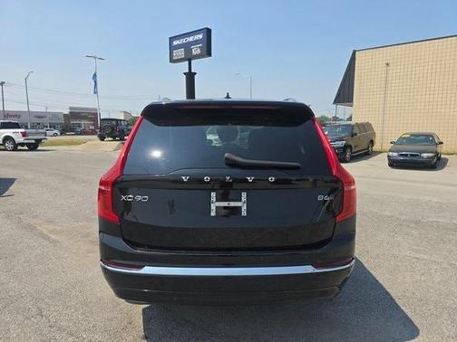 2023 Volvo XC90 B6 Plus 7-Seater