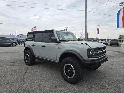 Cactus 2021 Ford Bronco Black Diamond